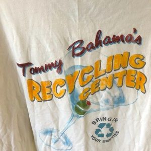 TOMMY BAHAMA T-shirt